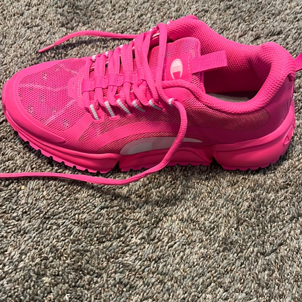 Champion tennis shoes